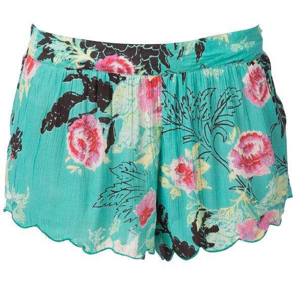 Billabong beyond sunrise floral print shorts - Picture 4 of 4